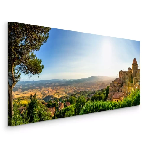 Bild Toskanische Hügel mit Blick auf Steingebäude