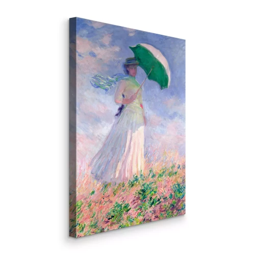 Bild Eine Frau, die mit einem Regenschirm durch eine blühende Wiese spaziert