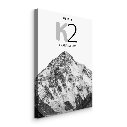 Bild Der Gipfel des K2 mit einer Signatur