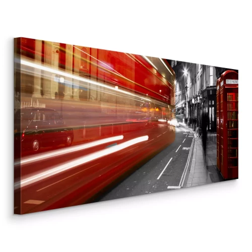 Bild Roter Bus und Telefonzelle