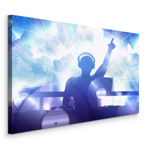 Bild Der DJ erhellt die Nacht mit einer Welle der Musik.