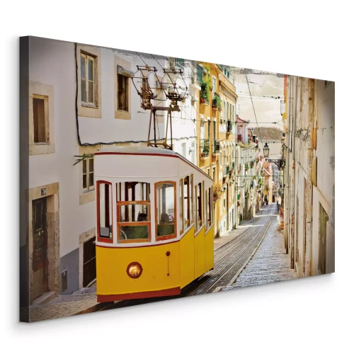 Bild Stadtbild mit einer gelben Straßenbahn