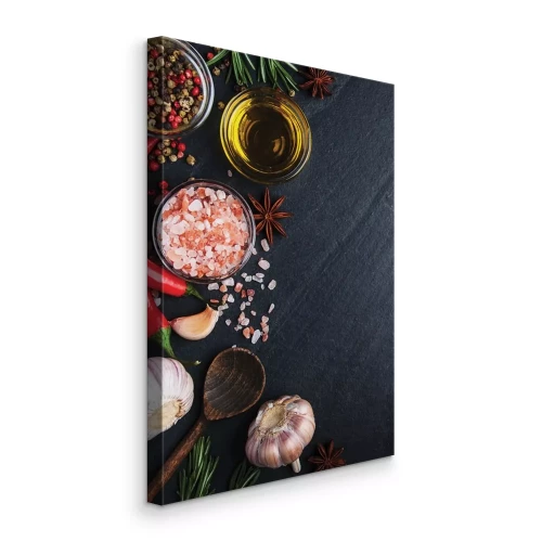 Bild Gewürze mit Olivenöl, Knoblauch und scharfer Chili