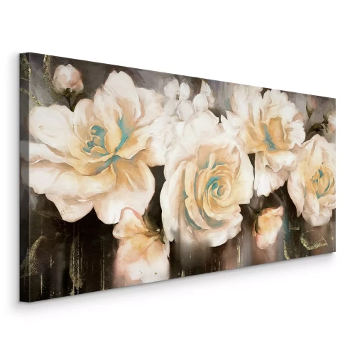 Bild Weiße Rosenblüten vor kontrastierendem dunklem Aquarellhintergrund