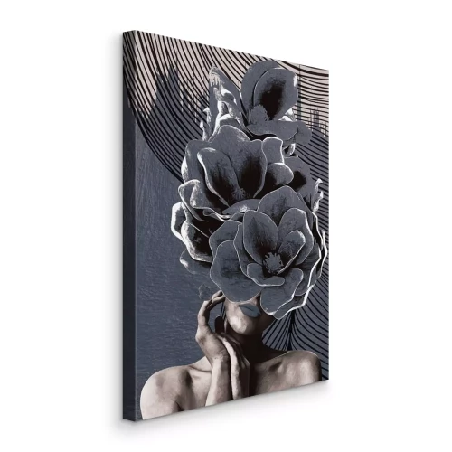 Bild Porträt einer Frau in einem abstrakten Ornament