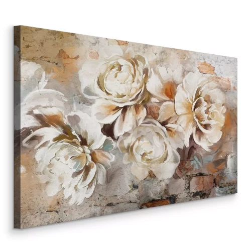 Bild Aquarellrosen in einer zarten Aufnahme vor einem Backsteinhintergrund