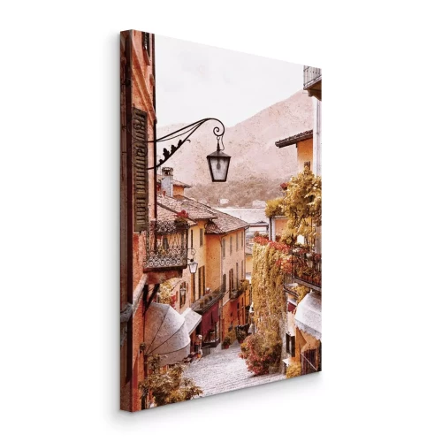 Bild Eine malerische Bergstadt mit historischen Mietshäusern