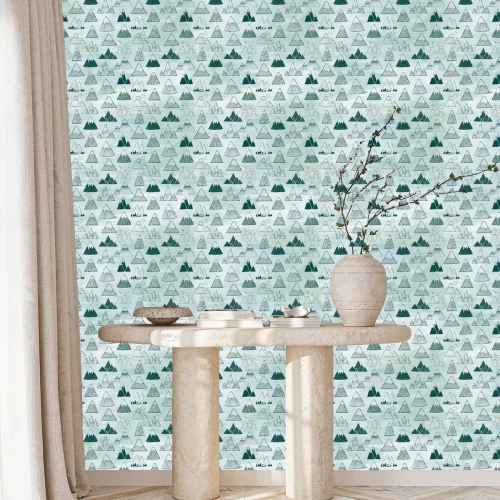 Tapete Gekritzelte Berge auf grünem Aquarellhintergrund