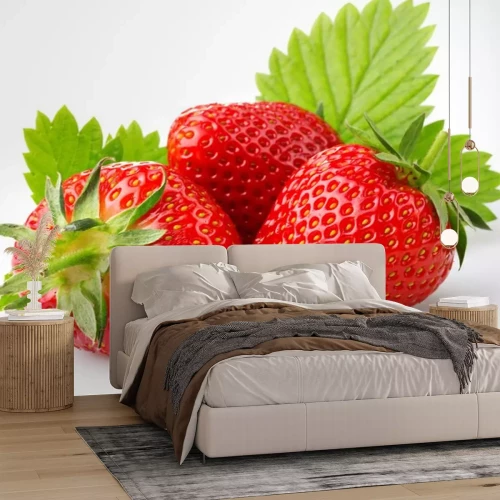 Sticker Drei Erdbeeren mit Stielen und Blättern