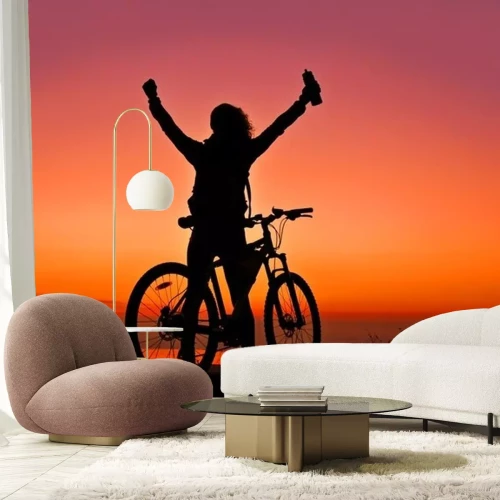 Sticker Biker-Mädchen am Sonnenuntergang nahe See