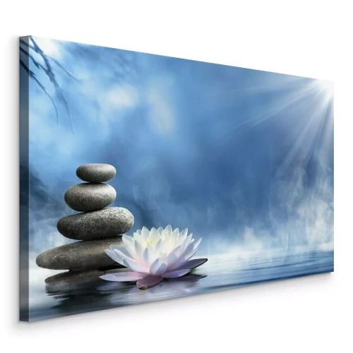 Bild Zen-Steine und ein Lotus auf dem Wasser im Mondlicht