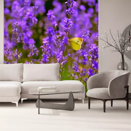 Sticker Lavendel mit gelbem Schmetterling