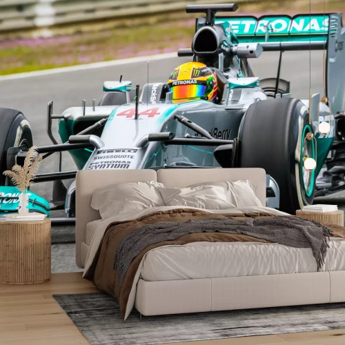 Fototapete Bolid-Fahrer im gelben Helm