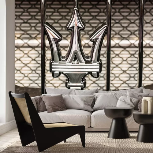 Fototapete Nahaufnahme eines Maserati-Logos