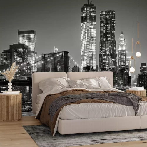 Fototapete Die Brooklyn Bridge bei Nacht in Schwarzweiß