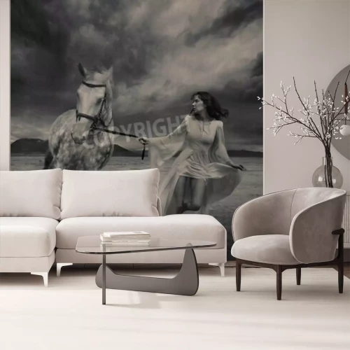 Fototapete Frau und pferd mit wolken im hintergrund