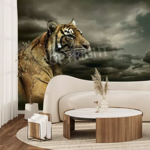 Fototapete Tiger mit dunklen wolken im hintergrund