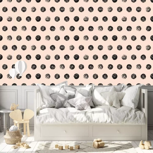 Tapete Motiv mit schwarzen Kreisen auf rosa Hintergrund