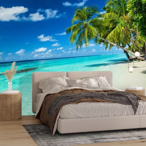 Fototapete Kokospalmen auf tropisches Paradies Strand mit türkisblauem Wasser und blauer Himmel