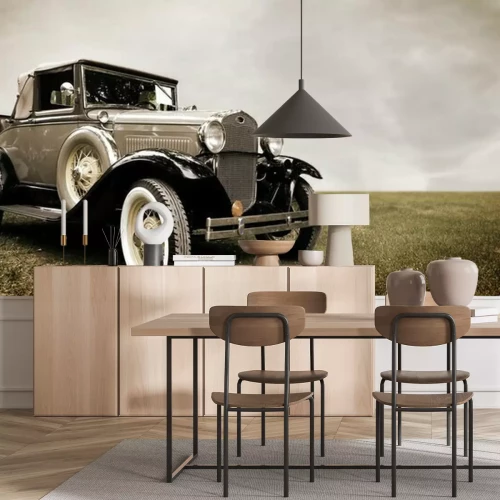 Fototapete Ein Retro-Auto auf einem Feld