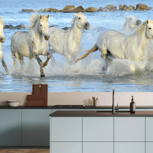 Fototapete Pferde in meereswellen
