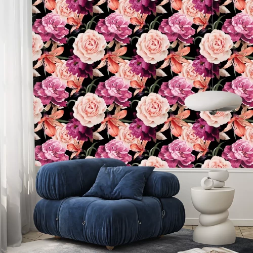 Tapete Muster mit Pfingstrosen auf schwarzem Hintergrund