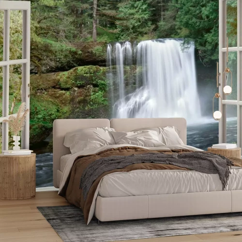 Fototapete Ein Wasserfall im Wald vom Fenster aus gesehen