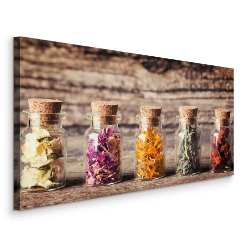 Bild Gläser mit getrockneten Kräutern und Blumen auf Holz