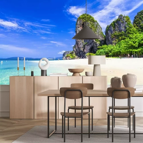 Fototapete Strand an den Bergen in Thailand