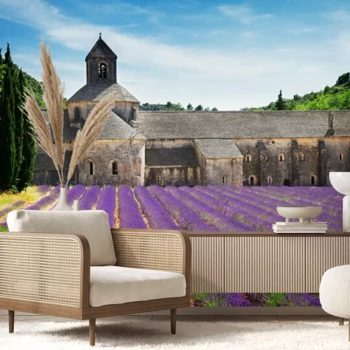 Sticker Lavendelfelder bei einer Kirche