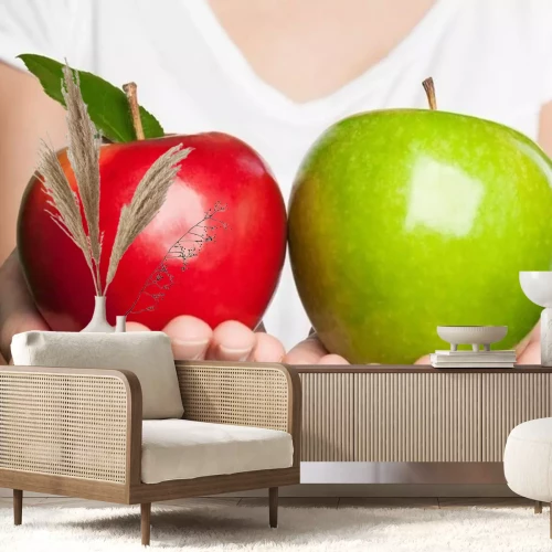 Sticker Rote und grüne Äpfel in den Händen