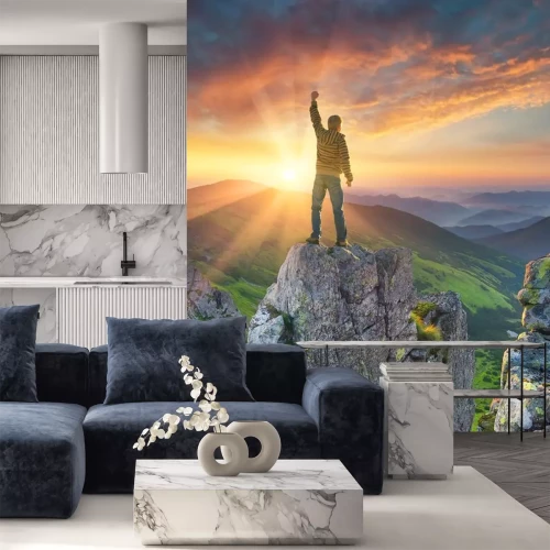 Sticker Silhouette eines Champions auf Bergspitze. Aktives Leben Konzept.