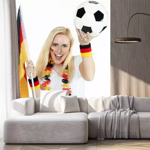 Sticker Ball in den Händen eines deutschen Fußballfans
