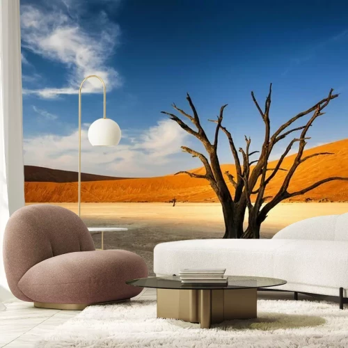 Fototapete Ein trockener Baum mitten in der Wüste
