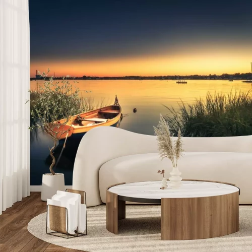 Fototapete Sonnenuntergang am See mit Booten