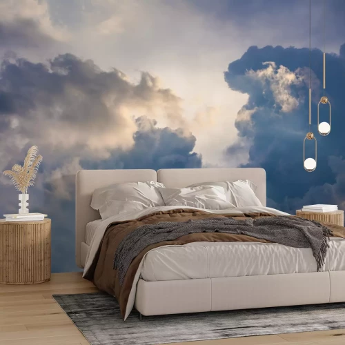 Fototapete Dunkelblauer Himmel mit Wolken