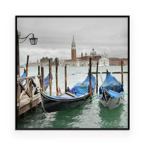 Poster Blick auf Venedig mit Gondeln im Vordergrund