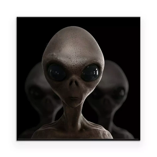 Poster Drei Außerirdische vor dunklem Hintergrund