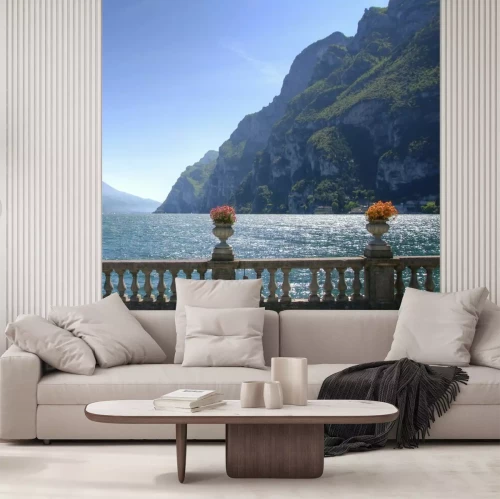 Fototapete Terrasse mit Aussicht auf das Meer und die Berge