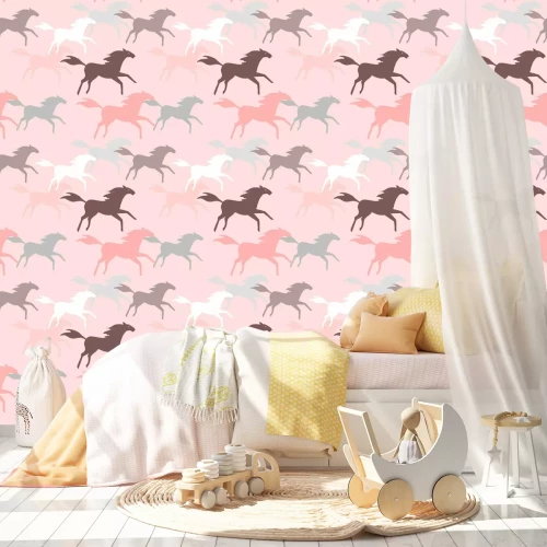Tapete Pferde für ein Mädchen in Rosatönen