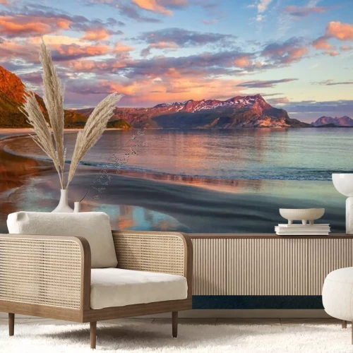 Fototapete Strand und Meer vor dem Hintergrund der Berge