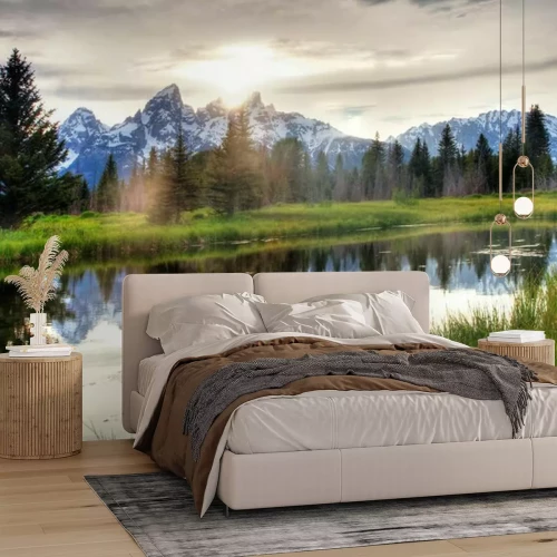 Fototapete Landschaft mit einem See in den Bergen