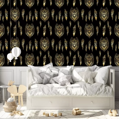 Tapete Goldimitat von Wolfsköpfen und Federn