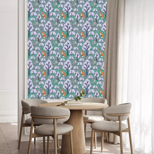 Tapete Ein Märchenwald mit Tieren für Kinder