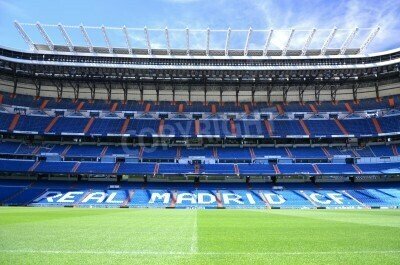 Fototapete Santiago Bernabéu am sonnigen Tag