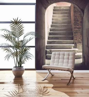 Fototapete Geheimnisvollen alten leere Treppenhaus in Sepia