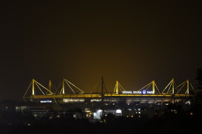 Fototapete Westfalenstadion in der Nacht