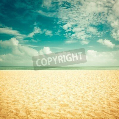 Fototapete Strand und sich mit Himmel verbindendes Meer