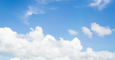 Fototapete Landschaft mit blauem Himmel